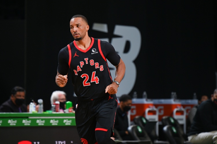 意甲球队博洛尼亚签下前NCAA冠军中锋，是否只是快船与独行侠的替补？